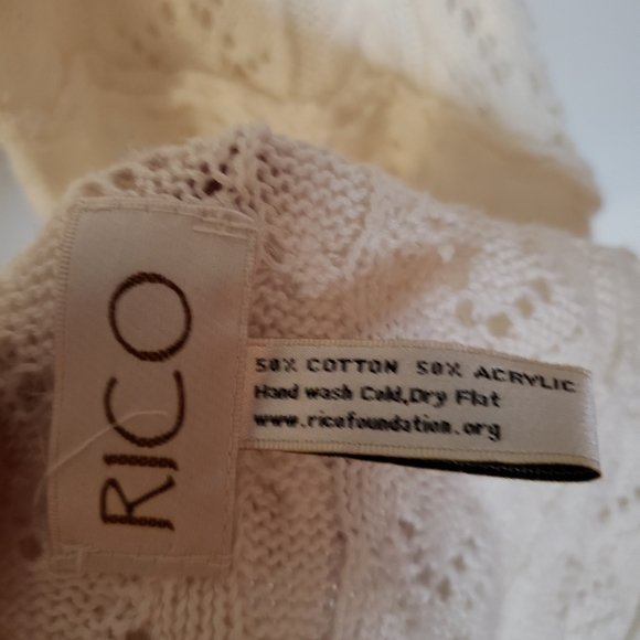 Asymmetric Poncho - Picture 5 of 5